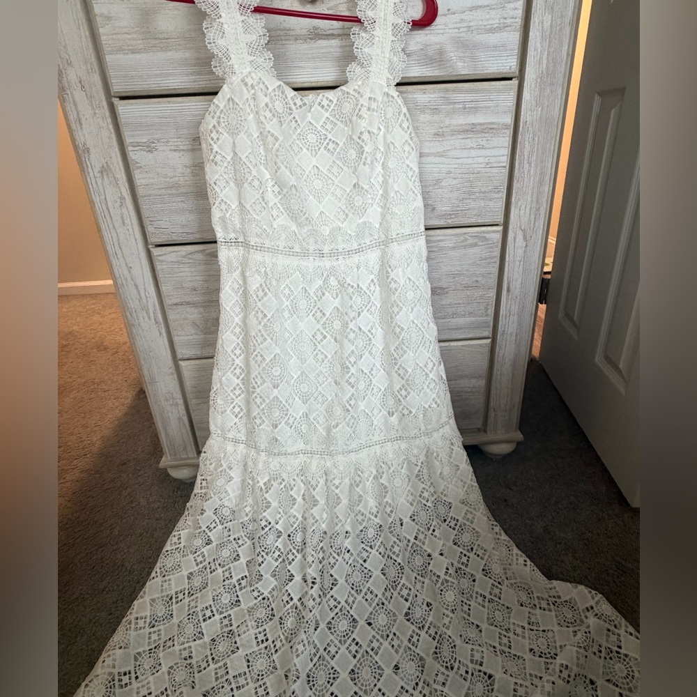 Petal & Pup Elegant White Lace Dress